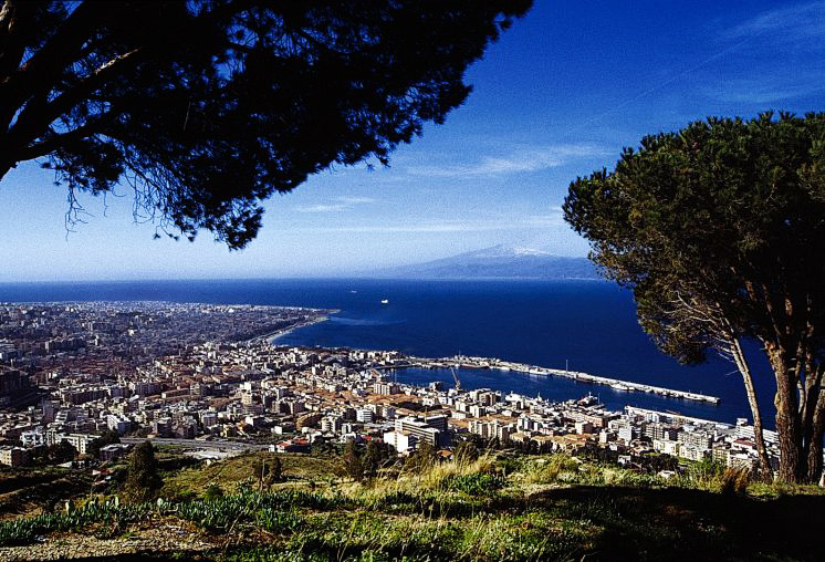 Regium (Reggio Calabria) — postój przed Cieśniną Mesyńską